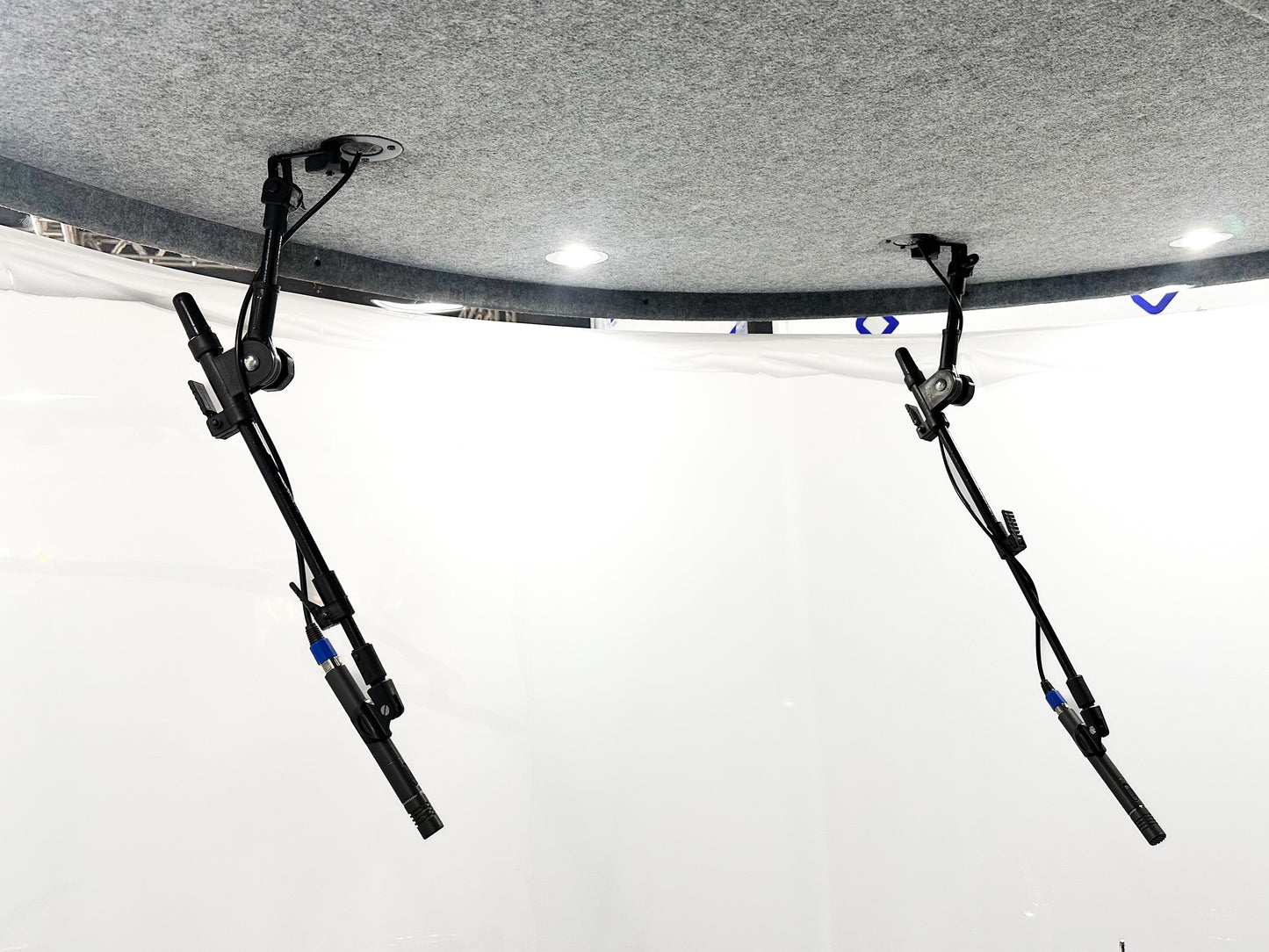 KIT - 2 SUPORTES DE MIC. OVERS